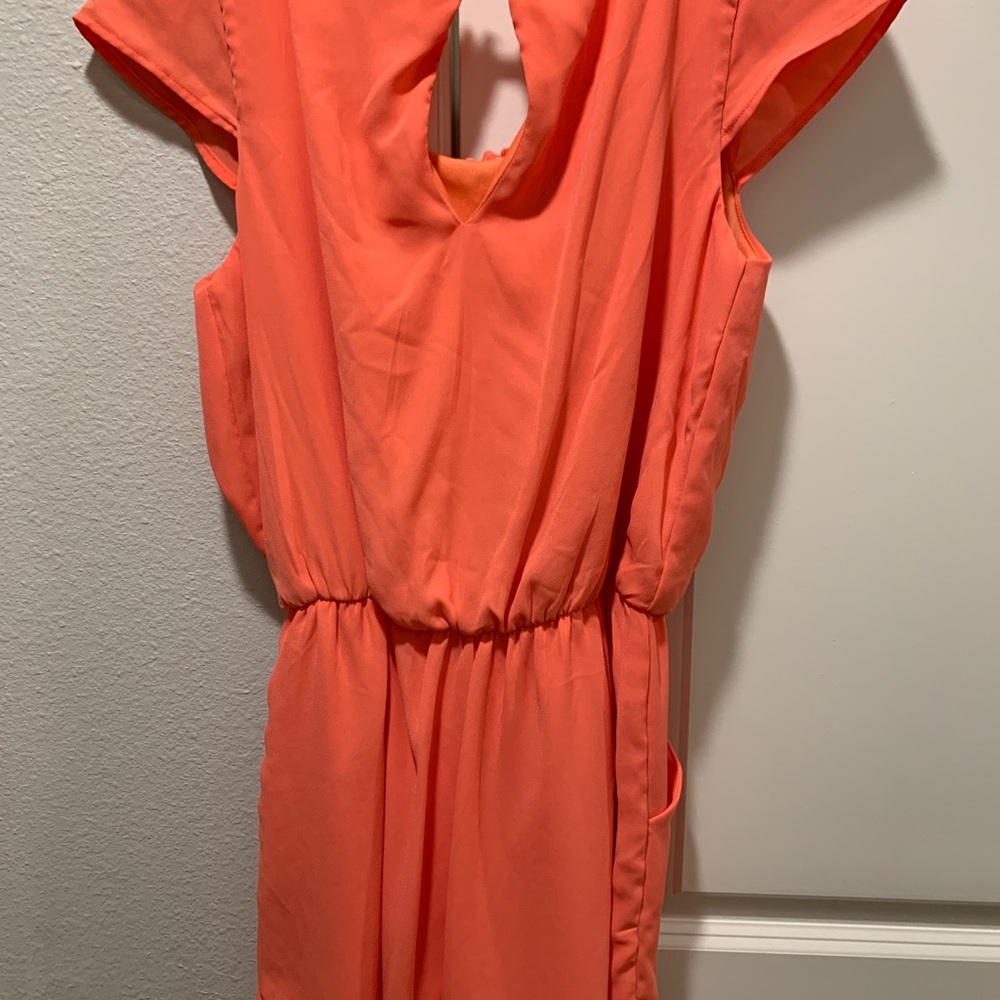 Coral Xhilaration romper. Size small. - Picture 2 of 3